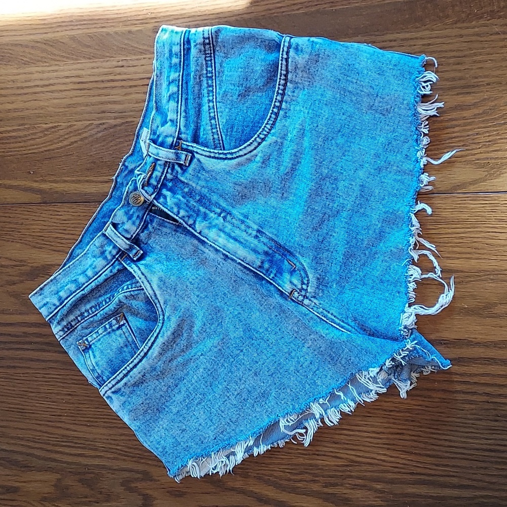 Bill Blass Cut Off Denim Short